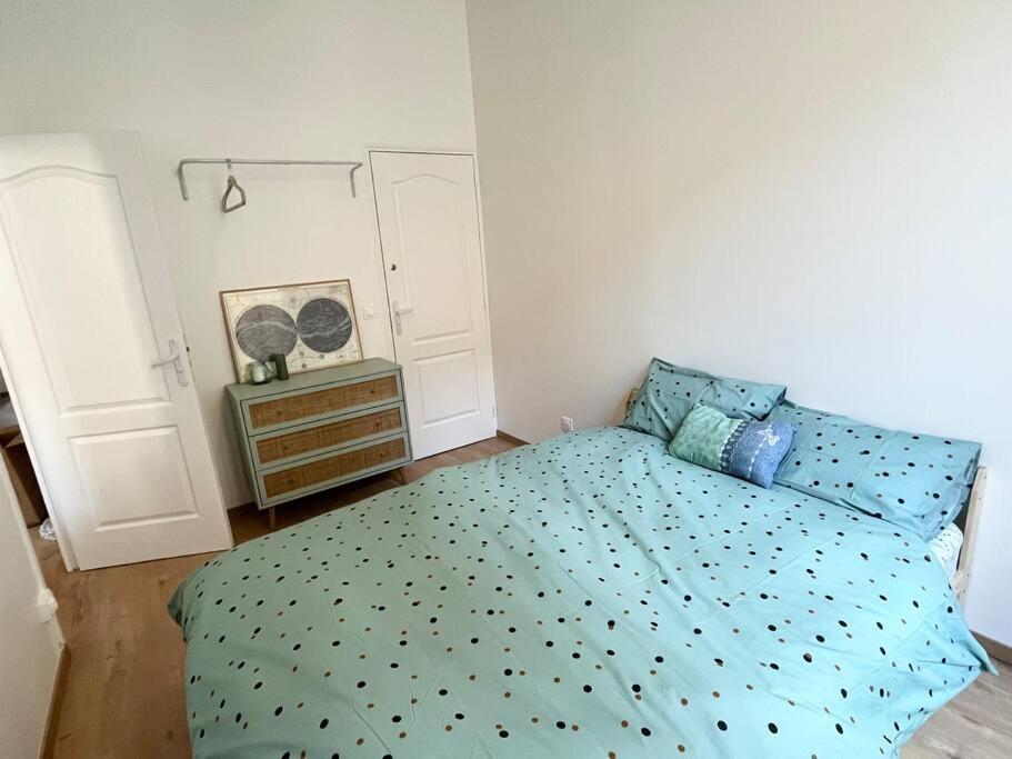 Pleasant 3-Bedroom Flat In The Center Of Marseille Exterior photo