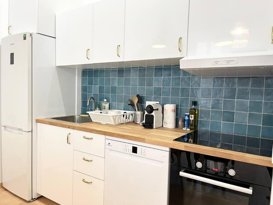 Pleasant 3-Bedroom Flat In The Center Of Marseille Exterior photo